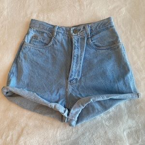 VINTAGE jean shorts